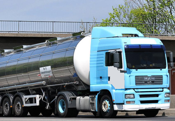 Tankzug 25000 kg Tankzug 25000 kg